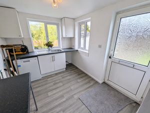 Photo 15- click for photo gallery